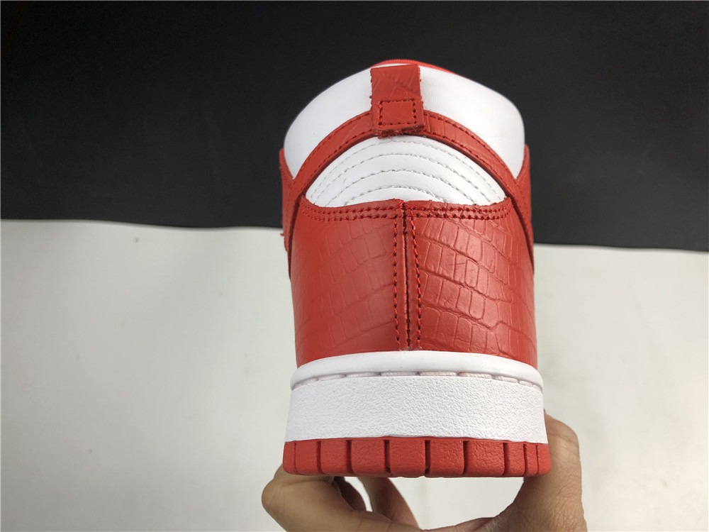 SB Dunk S*p307385-161